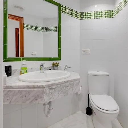 Amazing With Sea Views Торевьиа